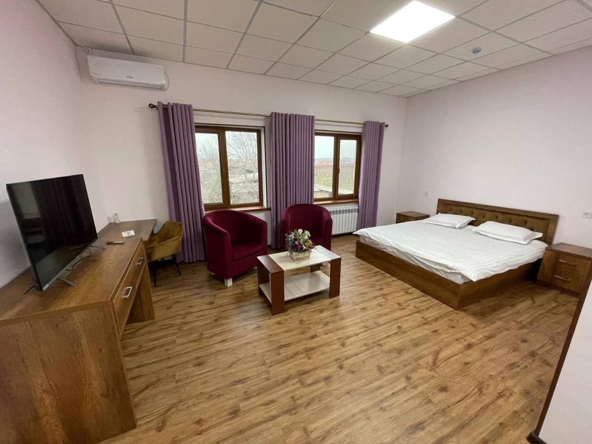 Uzumfermer Hotel & Winery Ташкент Экстерьер фото